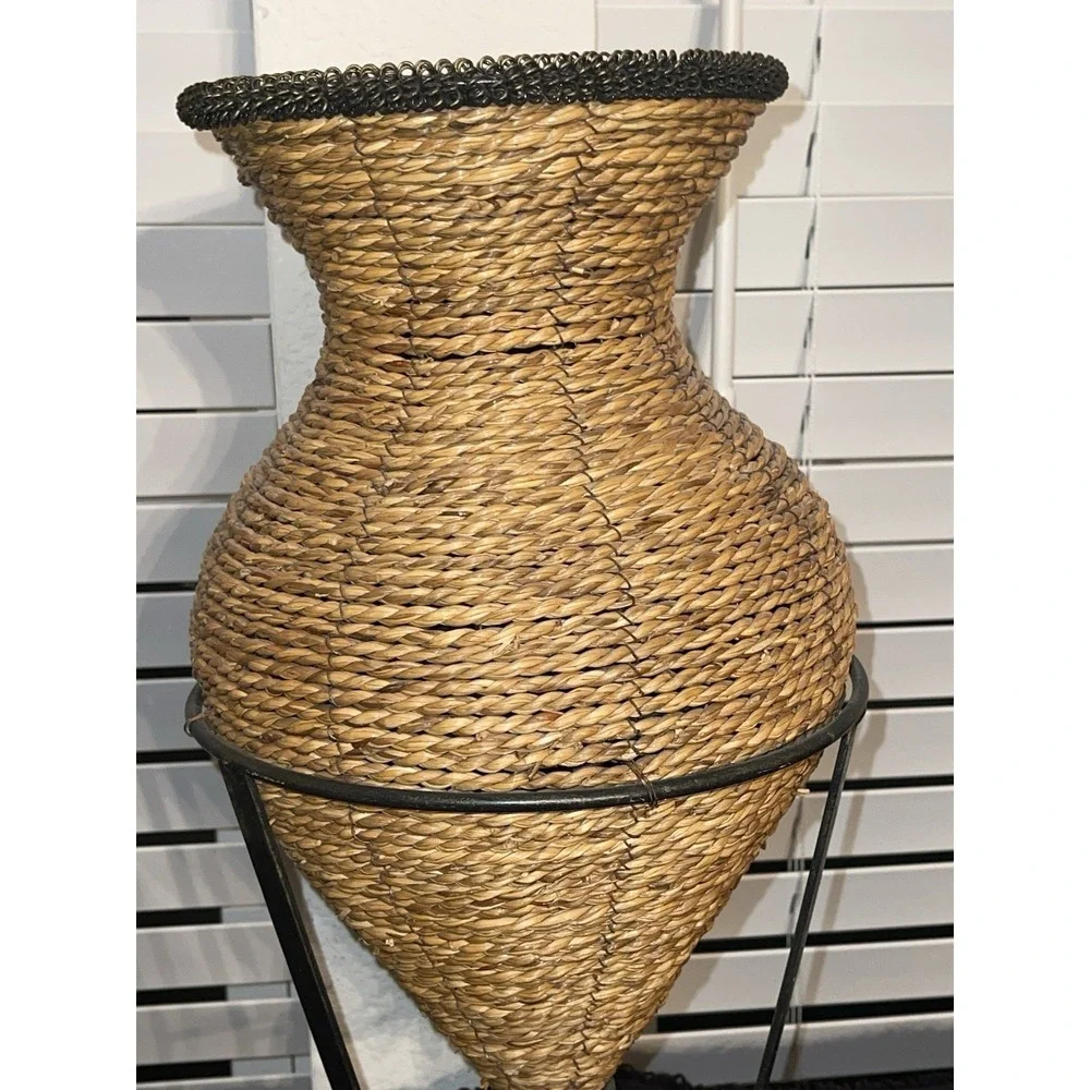 VTG XL Woven Metal & Rope Fiber Basket Shaped‎ Vase/Unbrella Stand W/Tripod Legs